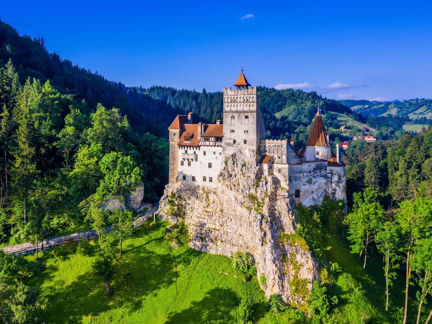 1-Day Minivan Tour 3 Castles: Peles, Wednesday & Dracula’s - Key points at a glance