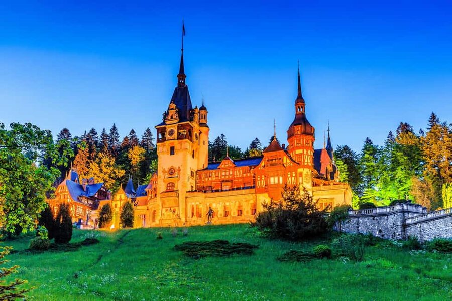 1-Day Minivan Tour 3 Castles: Peles, Wednesday & Dracula’s - Who will enjoy this day most