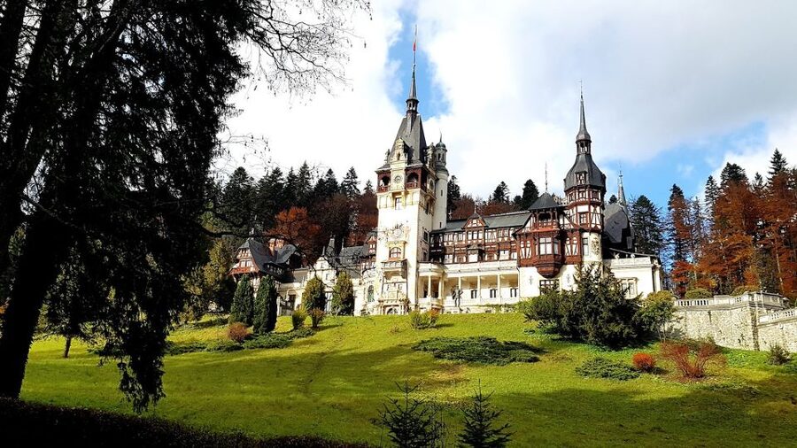 2 Day Private Tour from Bucharest in Transylvania - Sighișoara is the night worth protecting