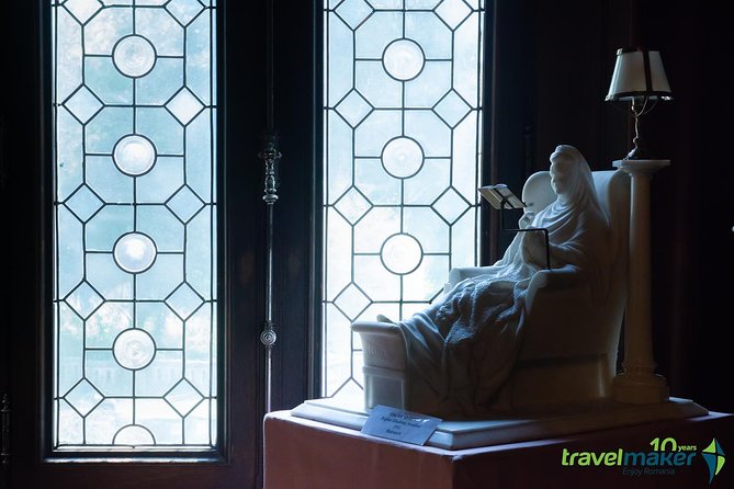 2-Day Transylvania from Bucharest: Brasov, Bran, Sighisoara - Minibus travel, timing, and group size
