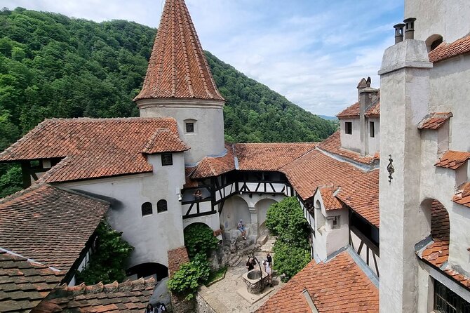 2 Days - Private Tour to Transylvania - Brașov, Sighișoara, Sibiu - Sibiu: Guild wealth in two connected squares