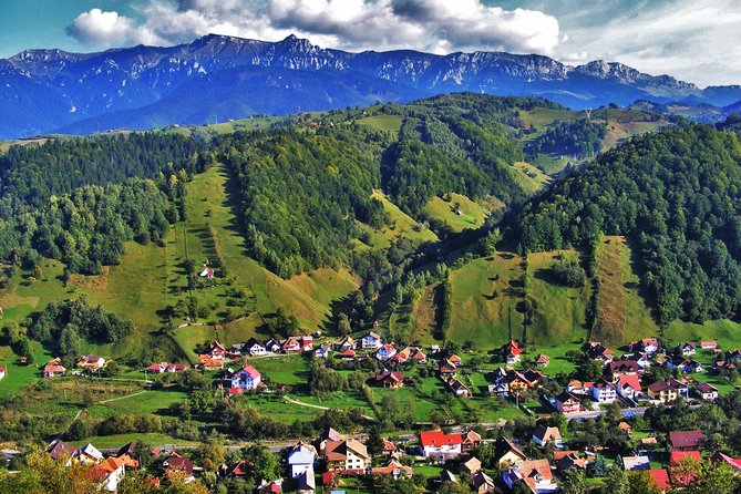 4 Days Private Tour in Transylvania: Sibiu, Sighisoara and Brasov - Day one: Peles Castle, Bran Castle, and Brasov