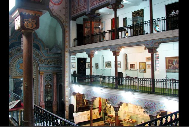 4h Jewish Legacy in Bucharest - Private Tour by Car and Walking - The value of traveling by private car