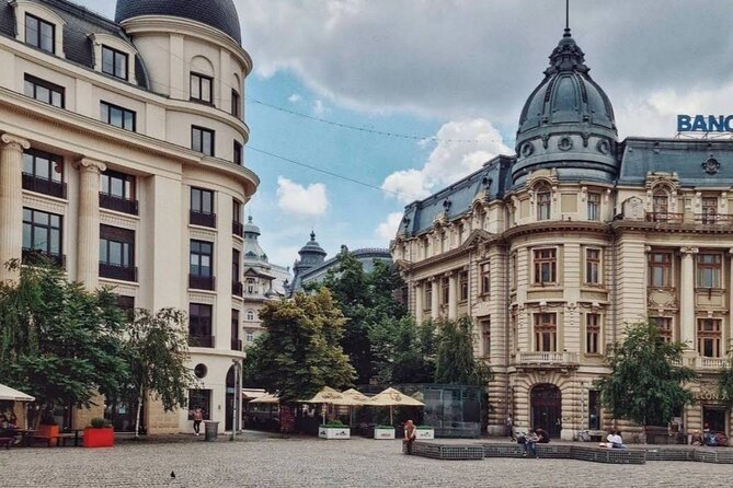 5h Bucharest City Tour by Car/Minivan – Small Group max 7 people - The Arch of Triumph and Bucharest’s ceremonial north