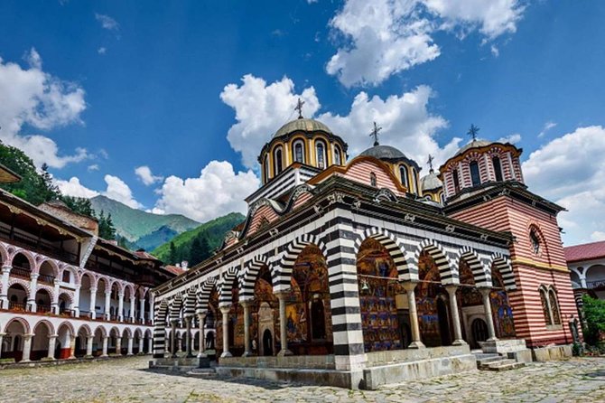 9 days Balkans Tour from Bucharest to Sofia and Budapest - Day 3: Rila Monastery and the road to Skopje