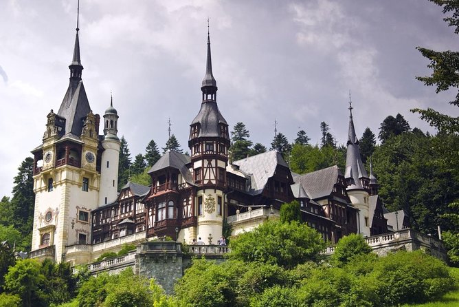 Bran Castle, Peles Castle and Brasov City - Private Tour from Bucharest - A long road made easier by a private car