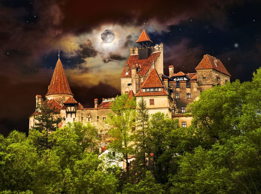 Bran: Guided Castle Tour - The guard’s room shows the castle’s practical side