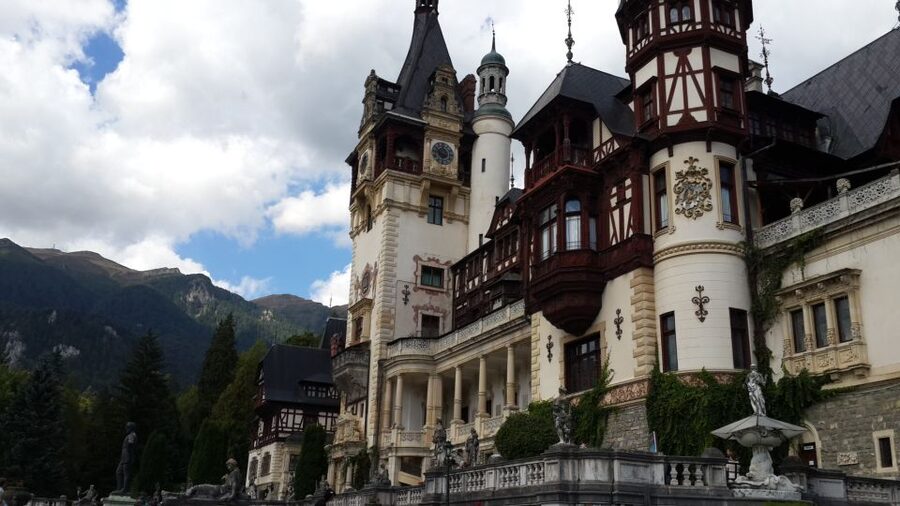 Brasov: Peles Castle, Bran Castle & Rasnov Fortress Day Tour - Key points to know before booking