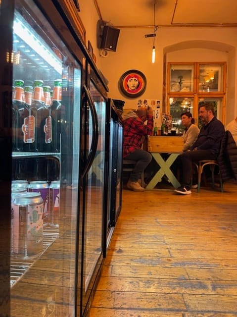 Brașov Top Craft Beer & Secret Bars Tour with Local Guide - What the landmark portion gives you