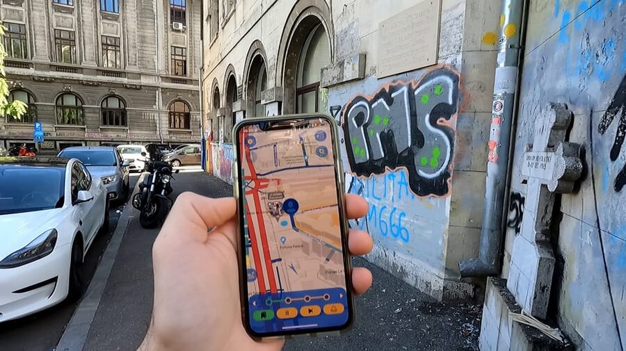 Bucharest 1989 Revolution Walking Tour with Smartphone App - What the Revolution route can teach you