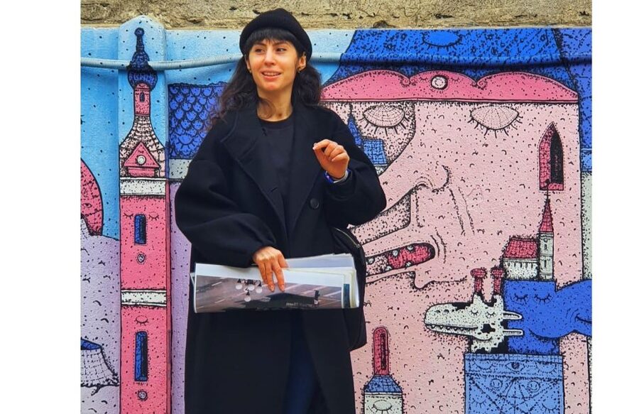 Bucharest: Alternative Sightseeing 2.5-3h-Hour Guided Tour - Kraft Market and independent cultural spaces