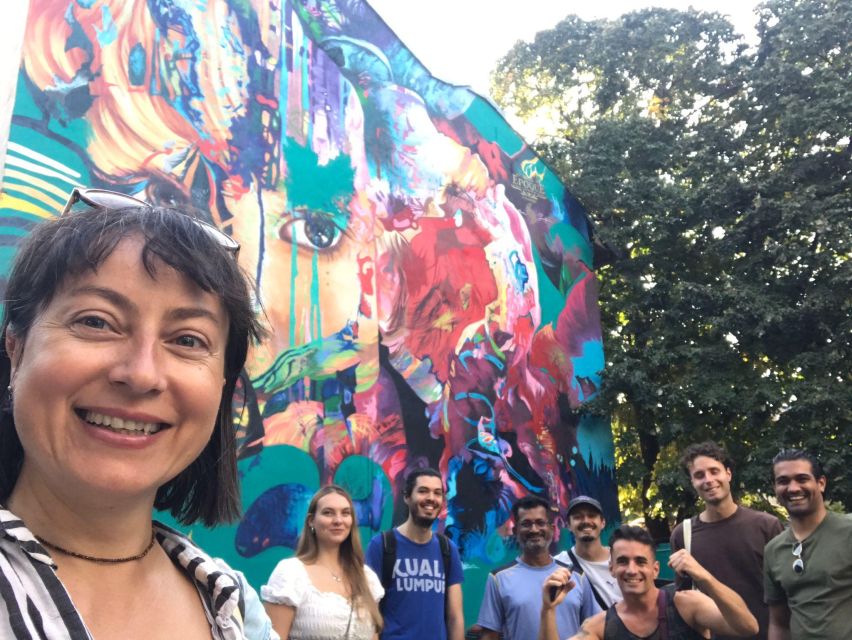 Bucharest: Alternative Sightseeing 2.5-3h-Hour Guided Tour - Ending at Food Hood