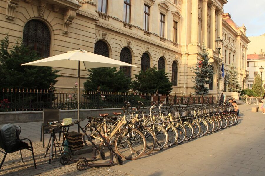 Bucharest Bike Rentals - Starting near Hanu Berarilor on Strada Operetei
