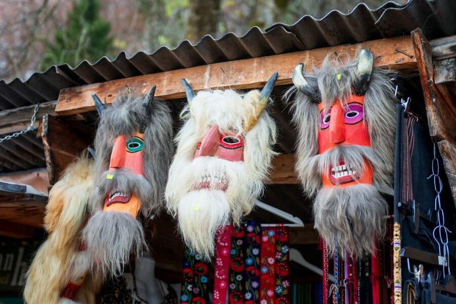 Bucharest: Bran Castle and Bear Sanctuary Small-Group Tour - Is $145 a fair price?