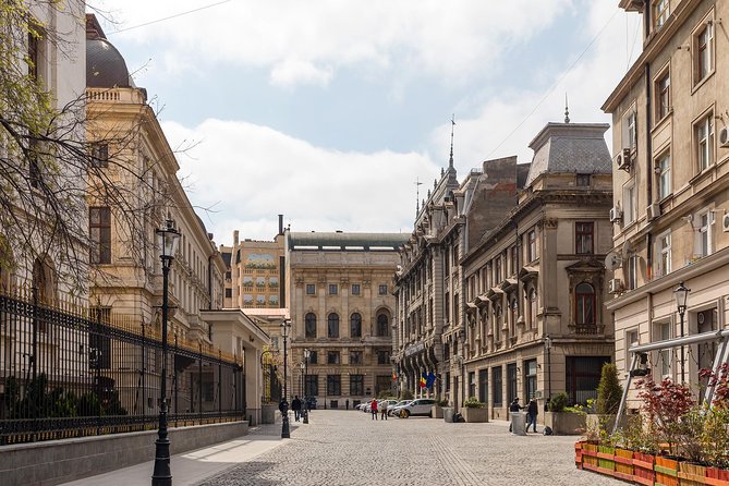 Bucharest Chronicles - Who should book this walk?