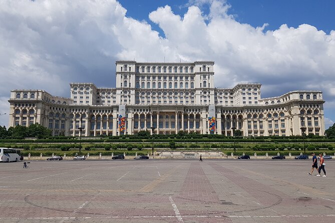 Bucharest City Tour 4h - Calea Victoriei and the contradictions of central Bucharest