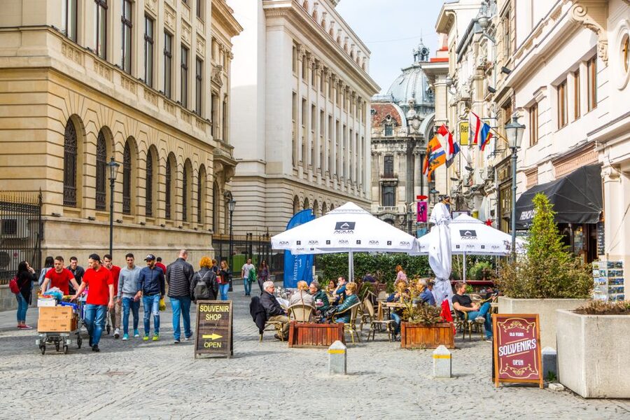 Bucharest City Tour – A Day to Remember - Ending with a drink and open questions