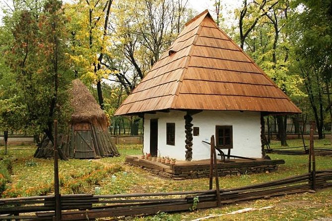 Bucharest City Tour: Private Guided Experience - Should you book this Bucharest tour?
