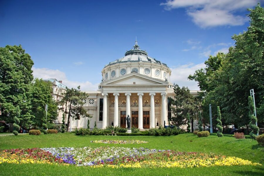 Bucharest City Tour with Village Museum - A useful first look at Bucharest in four hours