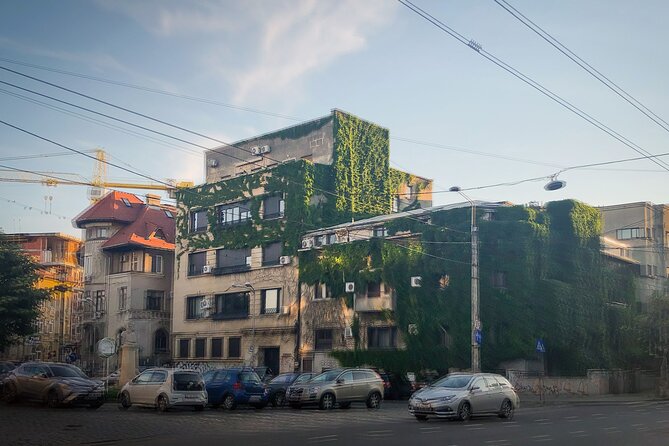 Bucharest: Craft Beer Tour with Traditional Meal Included - Covrig first, mici for the main meal