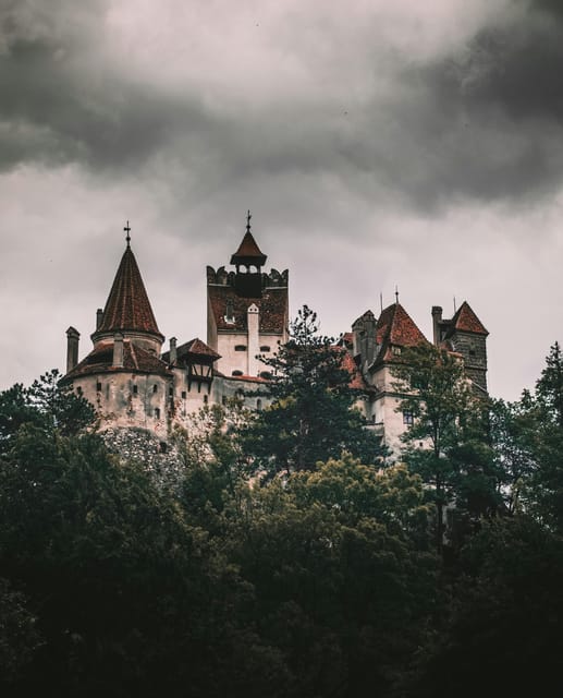 Bucharest: Dracula and Peles Castles For Private - Leaving Bucharest for Sinaia