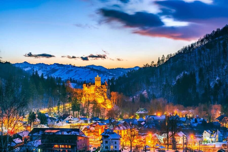 Bucharest : Dracula Castle, Peles Castle and Brasov Day Trip - The long ride back to Bucharest