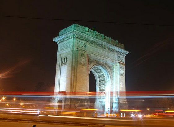 Bucharest Evening Tour and Traditional Dinner - Key points to know before booking