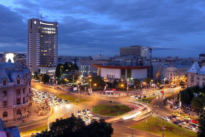 Bucharest Evening Tour and Traditional Dinner - 3 hours - Why Bucharest works especially well after dark