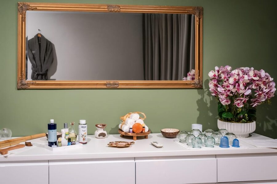 Bucharest: Harmony Wellness Center Massage Treatments - What happens before the massage