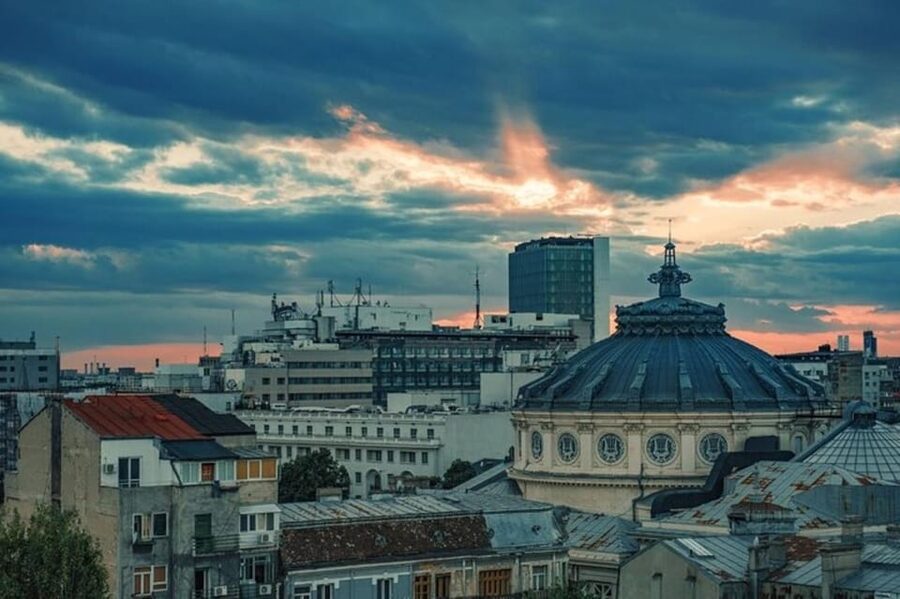 Bucharest : Highlights & Hidden Gems Walking Tour - Ending in Cismigiu Park