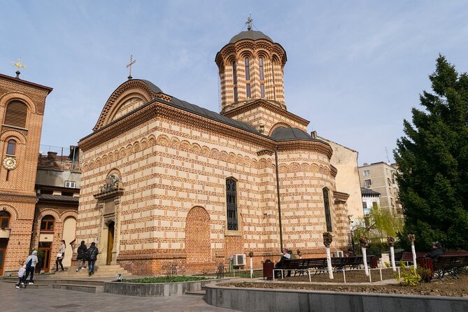 Bucharest Old Town Treasure Hunt: Walking Tour & Game - Lipscani and the working heart of the Old Town