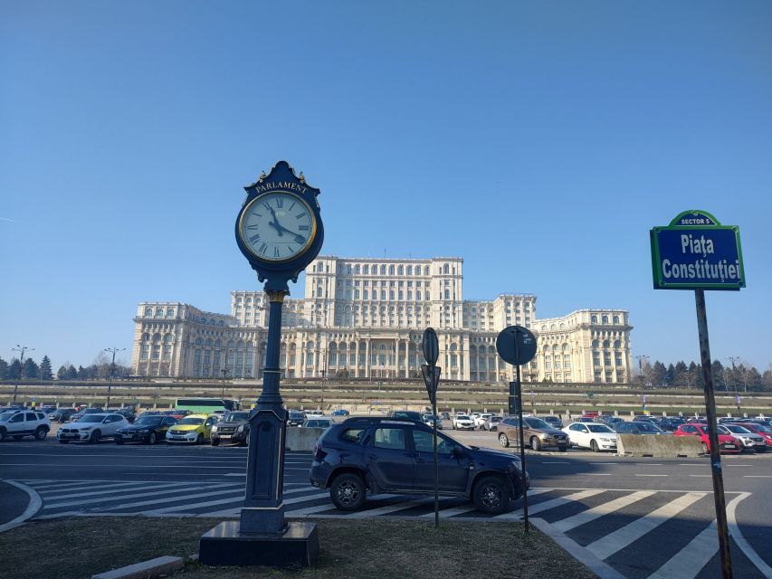 Bucharest: Palace of Parliament Tickets and Guided Tour - What makes the guides important