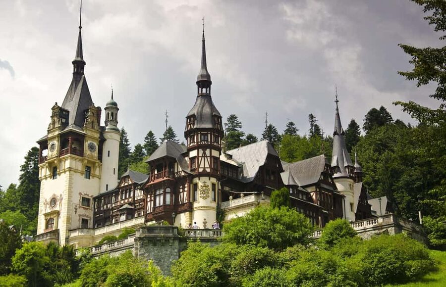 Bucharest: Peles Castle, Bran Castle & Brașov Day Tour - Inside Peleș Castle in Sinaia