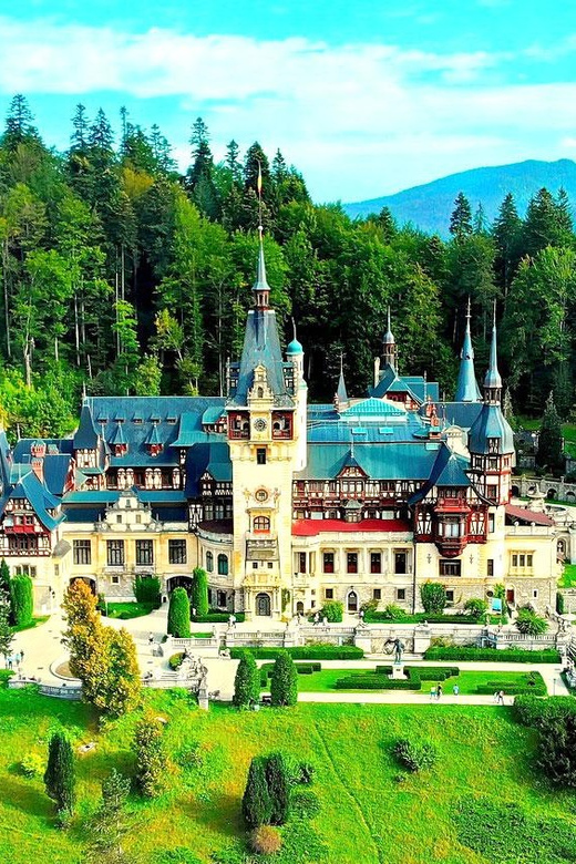 Bucharest: Peles Castle, Bran Castle, & Brasov Old Town Tour - The long return through Wallachia