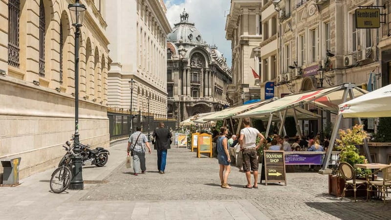 Bucharest Private City Tour 4h with Hotel Pickup & Drop-Off - Piața Unirii and the changing city