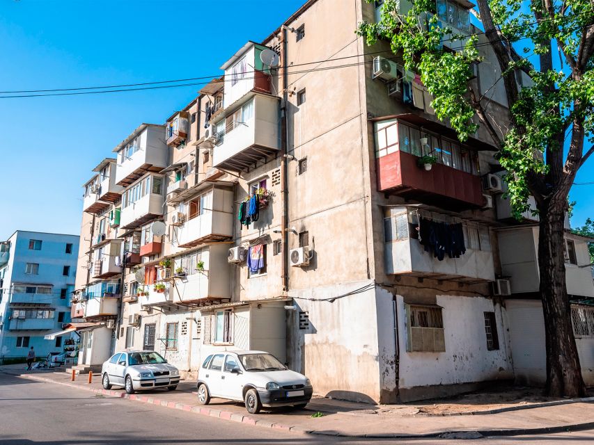 Bucharest: Private Three Neighborhoods Tour by Vintage Car - What the $126 price means