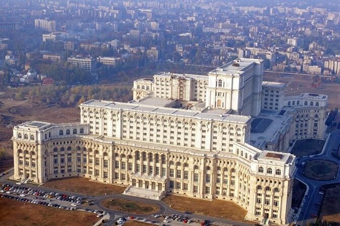 Bucharest Private Tour, Parliament Palace, Ceausescu House Visit - Inside the Ceausescu family residence