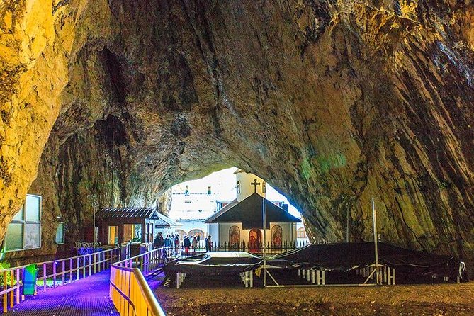 Bucharest Private Tour to Peles Castle & Biggest Salt Mine in Eu - The private vehicle is the real convenience