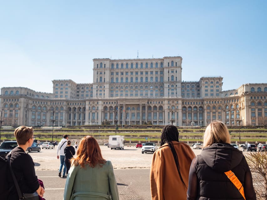 Bucharest: Small Group History, Art & Secrets Tour - How the guides shape the walk