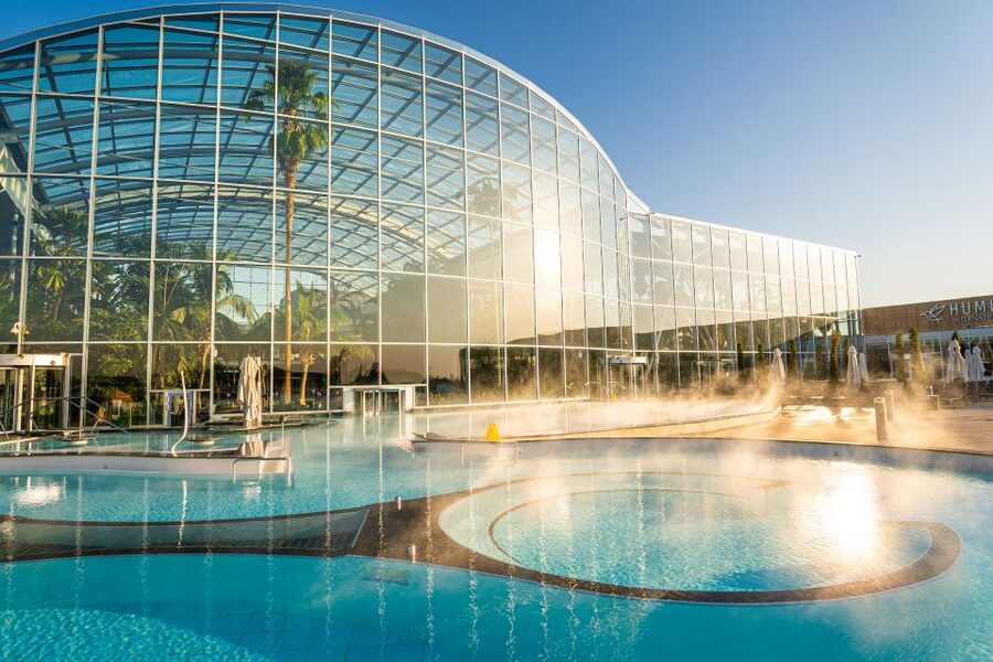Bucharest: Therme Bucharest Entry Ticket and Transfer - The Palm, tropical pools for visitors aged 14 and older