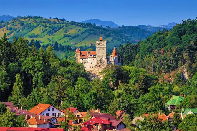 Bucharest to Dracula Castle, Peles Castle and Brasov Guided Tour - What this Bucharest to Transylvania trip really offers