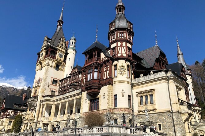 Bucharest to Dracula Castle, Peles Castle and Brasov Guided Tour - Transport, traffic, and the real length of the day