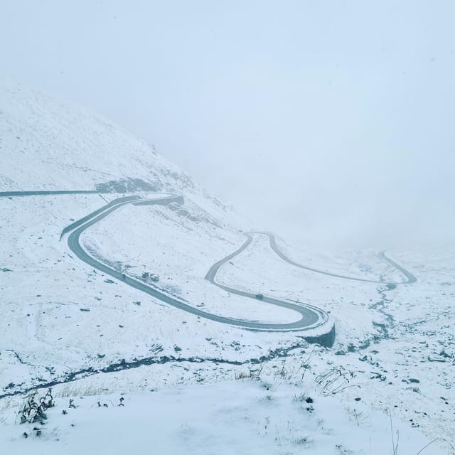 Bucharest: Transfagarasan Road - Small Group max 7 Tourists - The famous highway is more than a photo stop