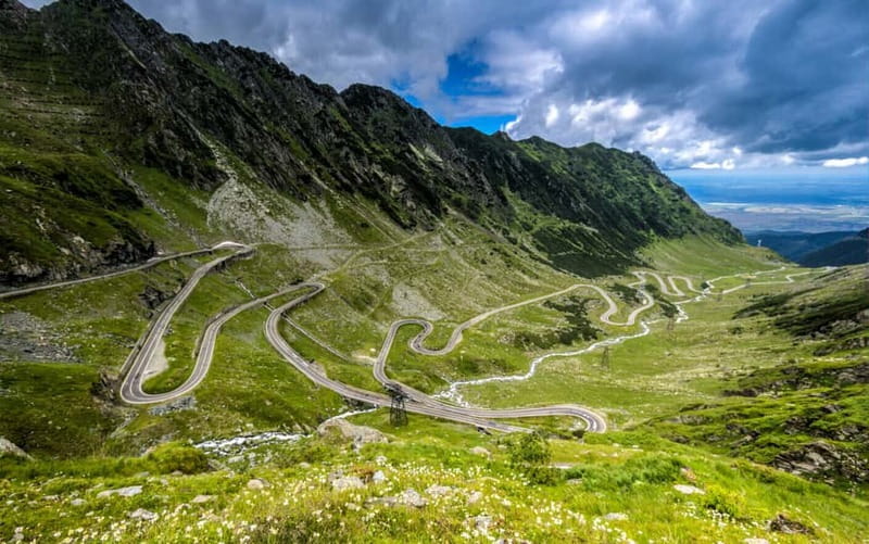 Bucharest: Transfagarasan Road - Small Group max 7 Tourists - Poenari Castle and the story of Vlad the Impaler
