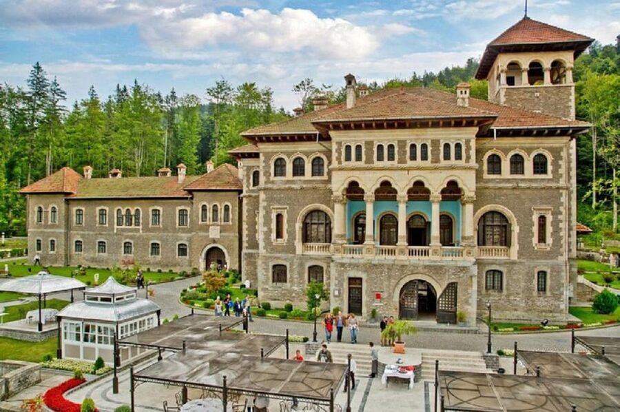 Bucharest : Wednesday, Dracula & Peles 3 Castles Tour 1 Day - Should you book this Bucharest castle tour?