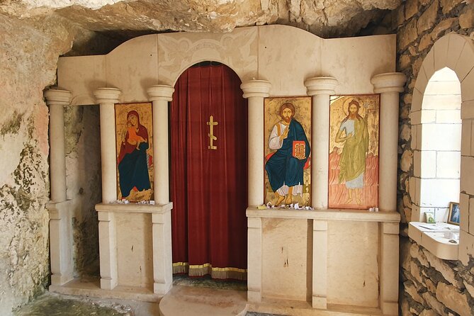 Bulgaria Day Trip - Private Tour from Bucharest - Veliko Tarnavo & Arbanasi - Who should book this excursion