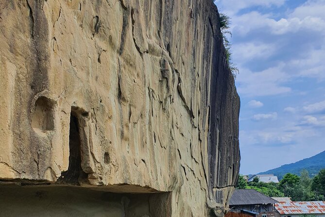 Bulgaria Day Trip - Private Tour from Bucharest - Veliko Tarnavo & Arbanasi - Should you book this Bulgaria day trip?
