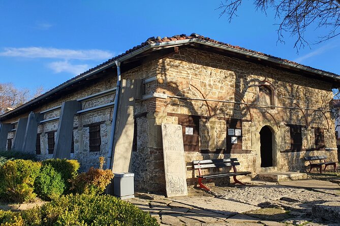 Bulgaria One Day Private Tour from Bucharest - Arbanasi and Chiesa della Nativita