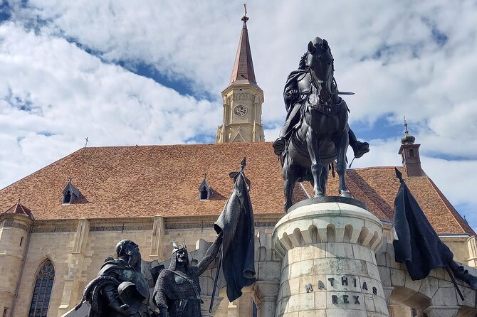 Cluj-Napoca: 2.5-Hour Guided Walking Tour - What the guide adds to the walk