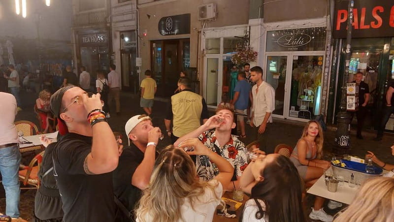 Cluj-Napoca: Weekend Pub Crawl - Who will enjoy this Cluj nightlife tour